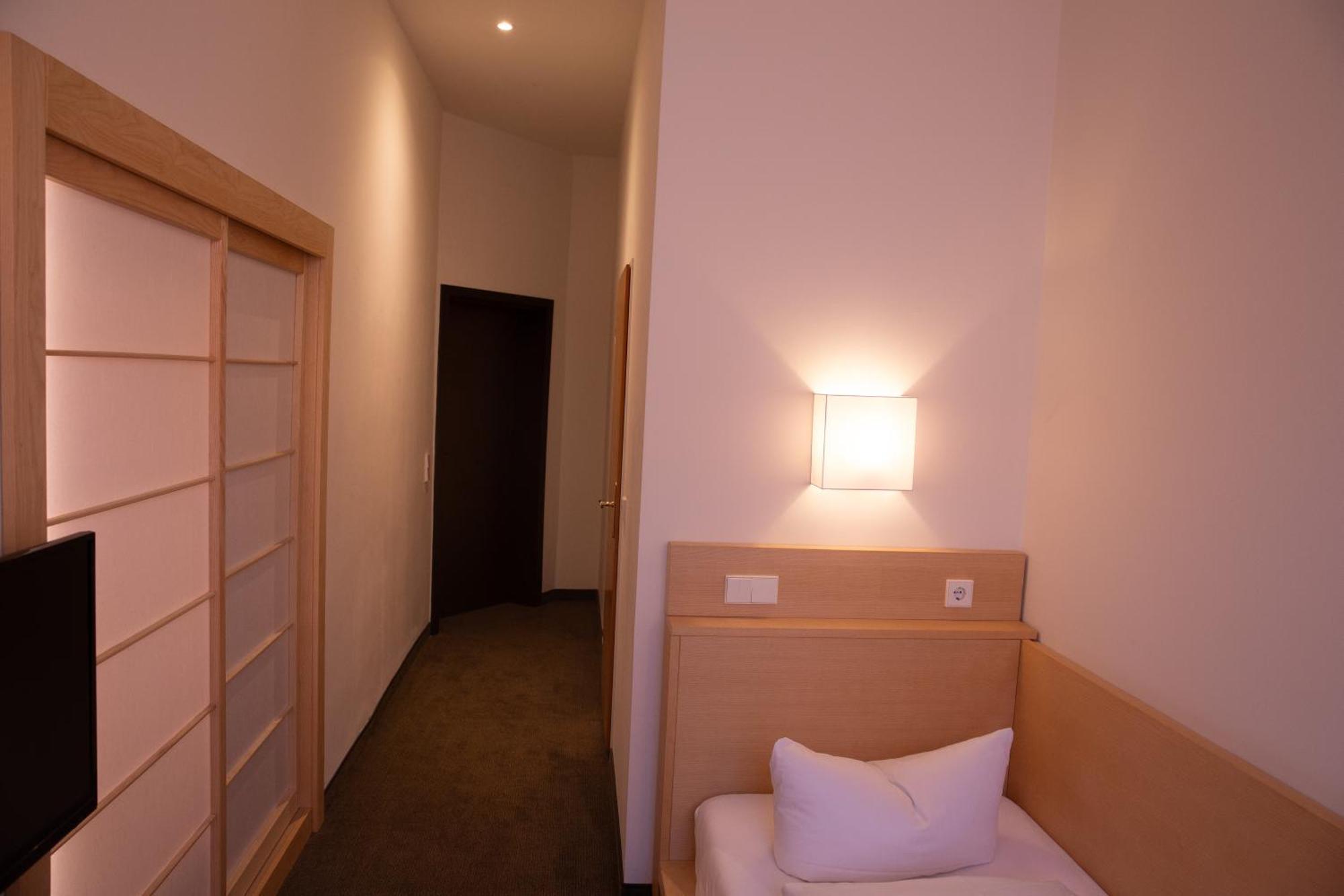 Hotel De Saxe Leipzig Bagian luar foto