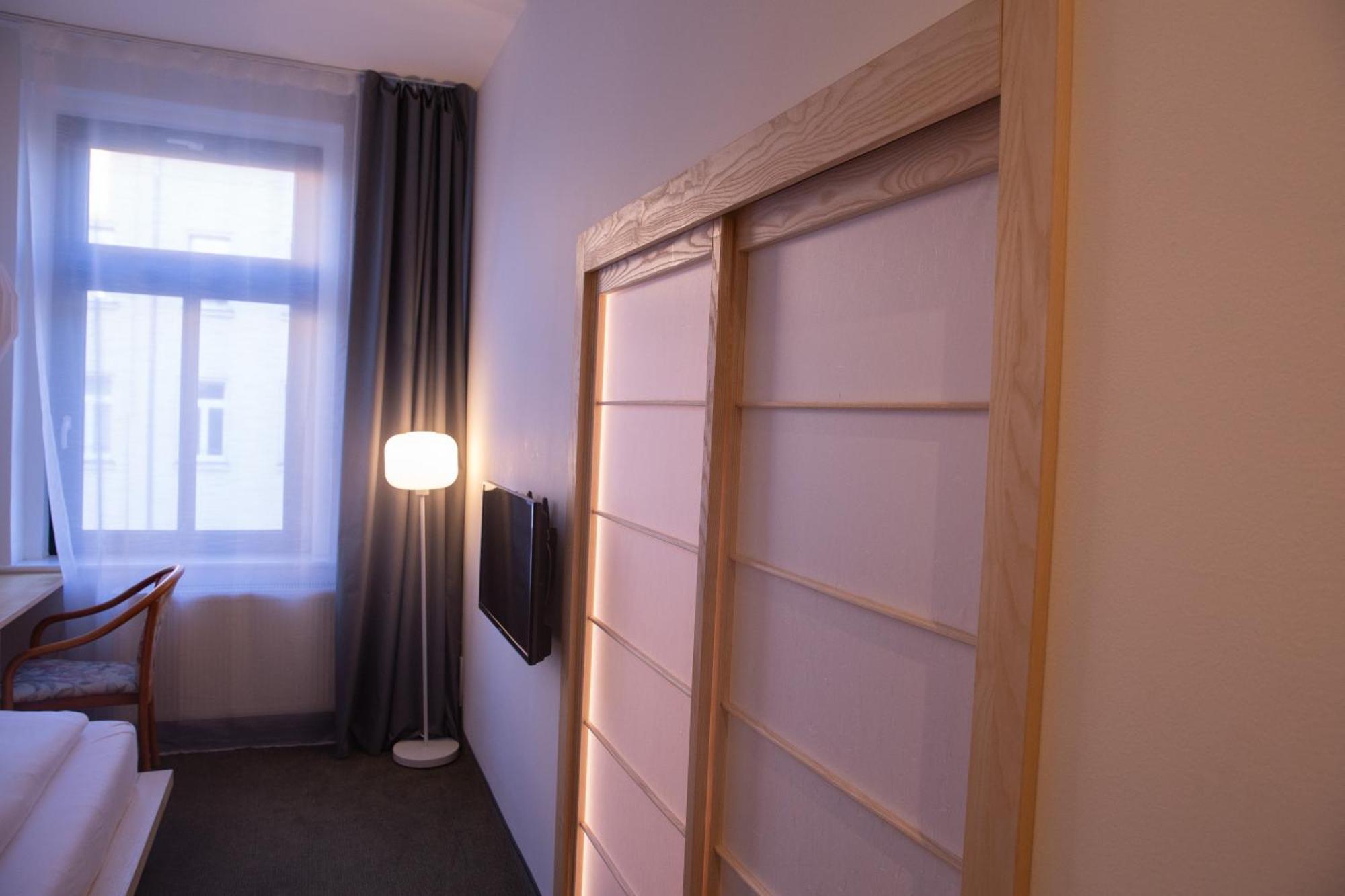 Hotel De Saxe Leipzig Bagian luar foto